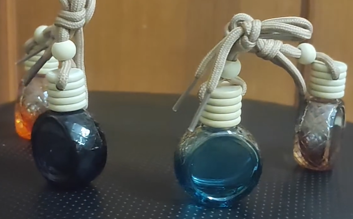 Car Hanging/Clipping